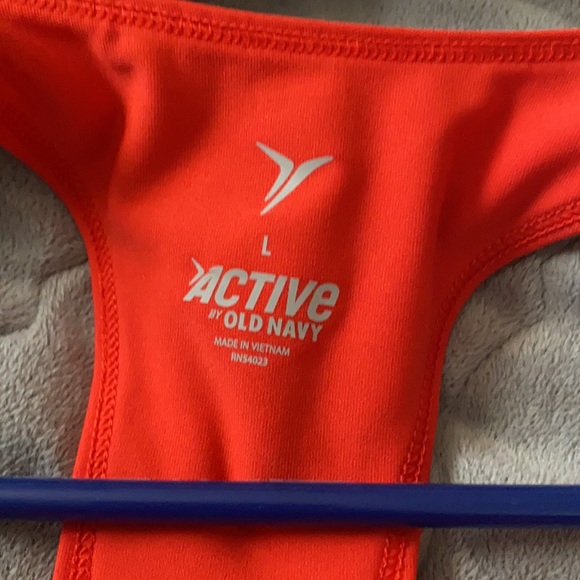 Old Navy Active Shirt - Picture 3 of 3